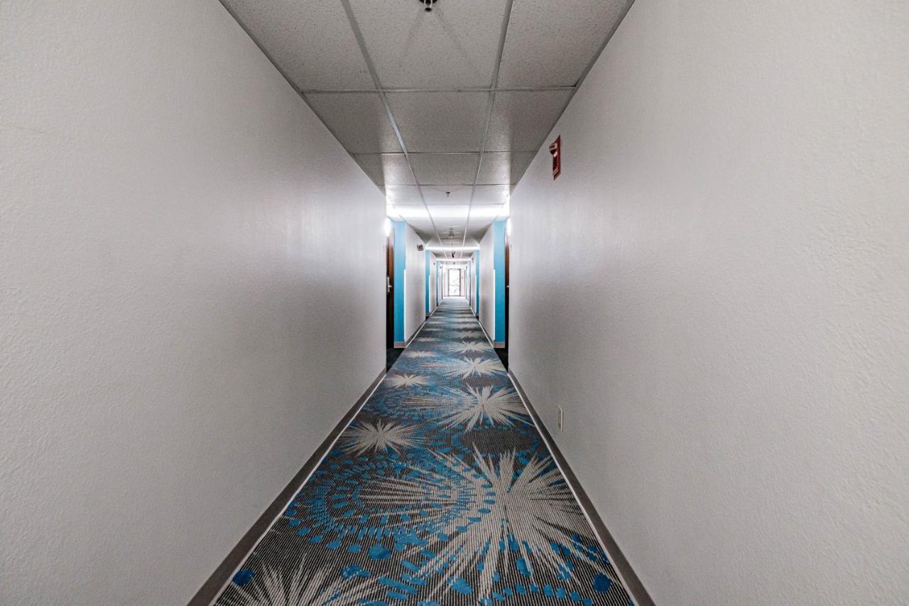 Days Inn By Wyndham Brunswick Bath Area Esterno foto