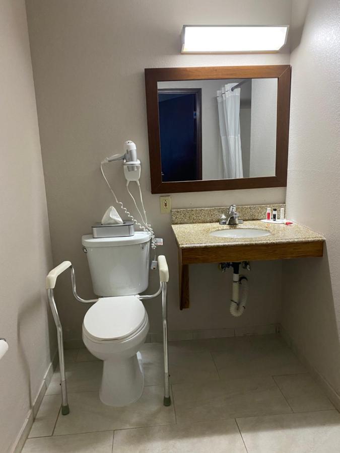 Days Inn By Wyndham Brunswick Bath Area Camera foto
