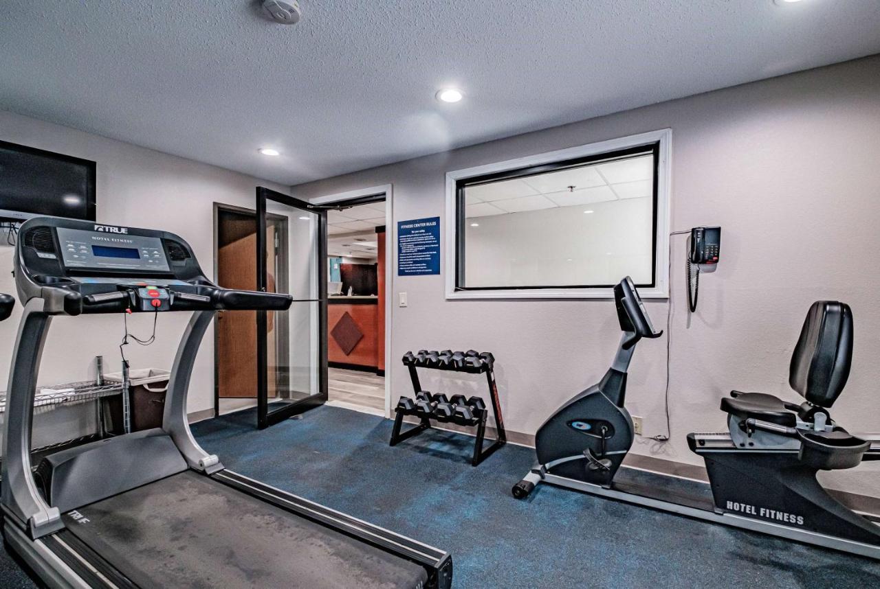 Days Inn By Wyndham Brunswick Bath Area Esterno foto